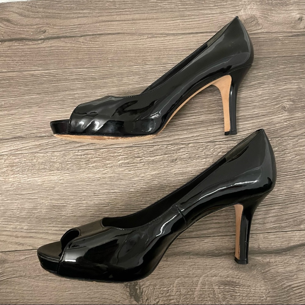 Via Spiga Black Shiny Patent Leather Peep Toe Heels - Picture 4 of 8